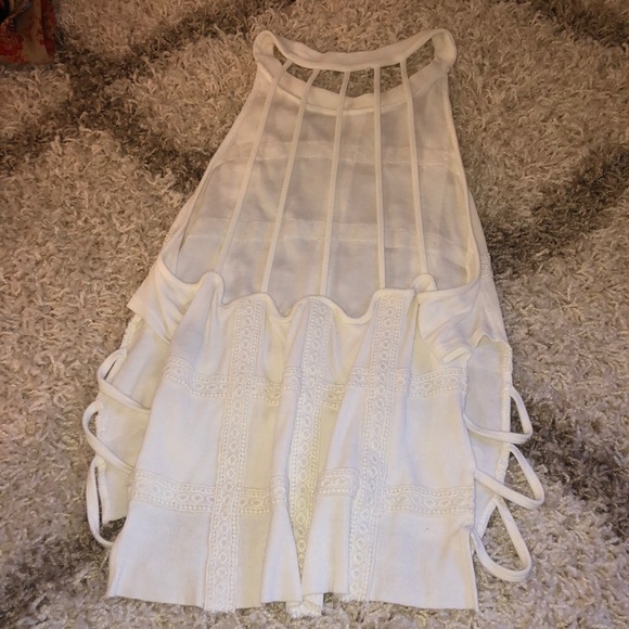 Top - Picture 2 of 3